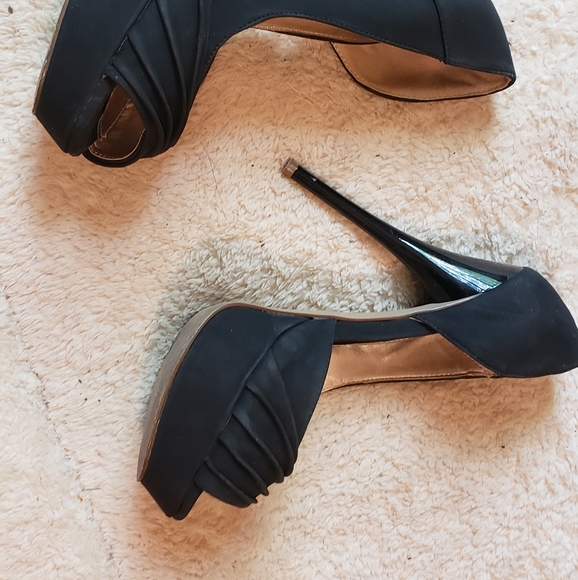 Black peep toe heels shoes size 6 - Picture 4 of 4